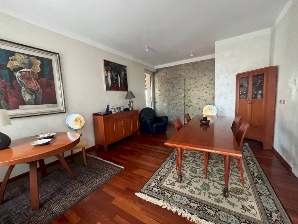 Stanza arredata - Attico via Giuseppe Garibaldi, Cossato - foto 3