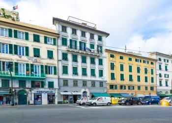 Facciata - Appartamento via Antonio Gramsci, 39, Genova (zona Centro Storico) - foto 19