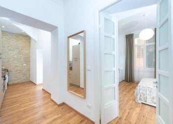 Interno appartamento - Trilocale via Antonio Gramsci, 39, Genova (zona Centro Storico) - foto 4