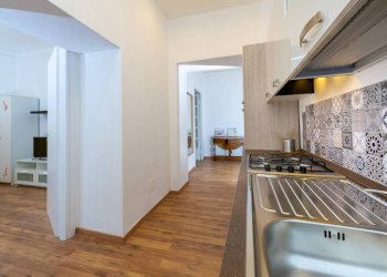 Cucina - Trilocale via Antonio Gramsci, 39, Genova (zona Centro Storico) - foto 6