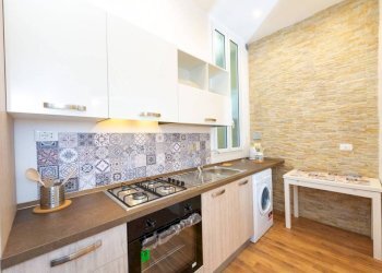 Cucina - Trilocale via Antonio Gramsci, 39, Genova (zona Centro Storico) - foto 8