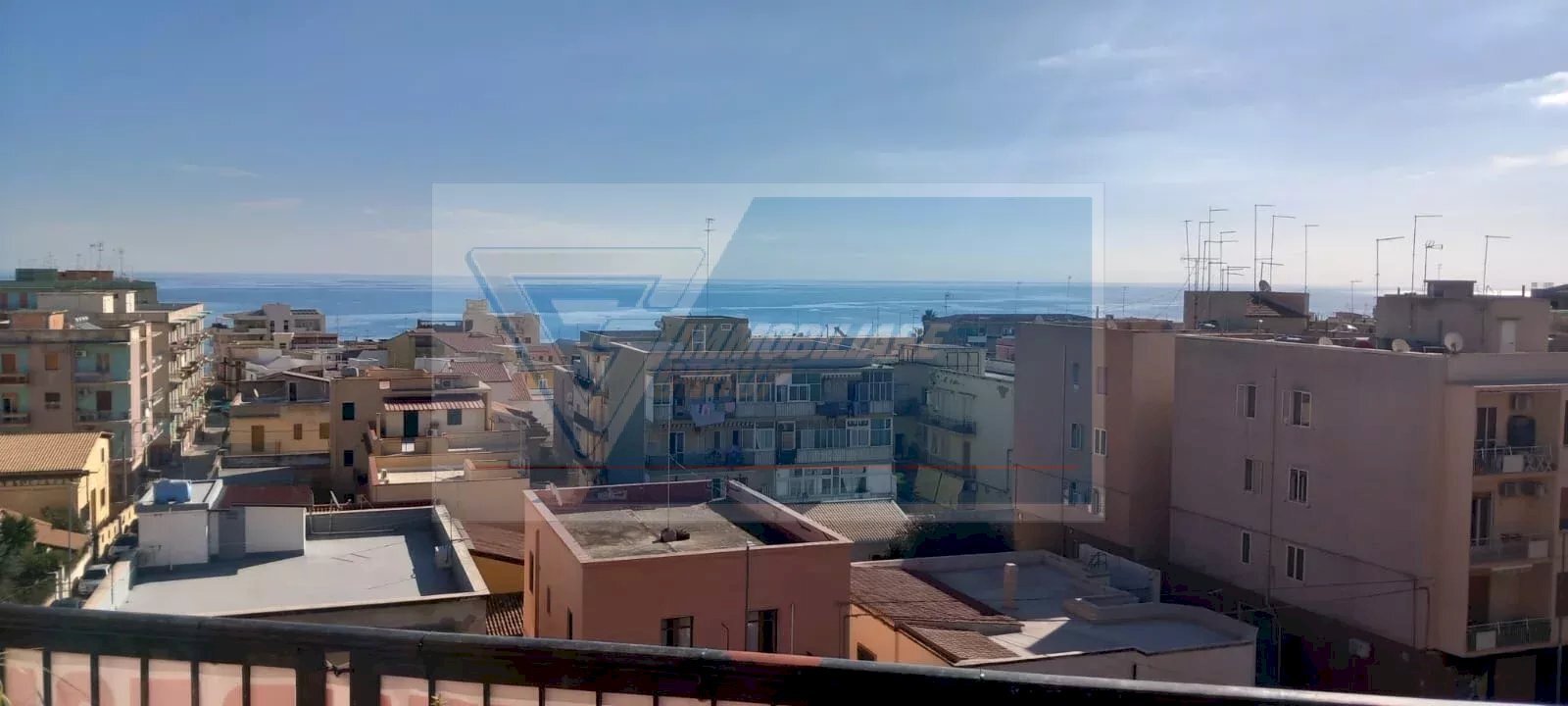 Three-room apartment Viale Tunisi, Siracusa - photo 1