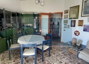 Three-room apartment Viale Tunisi, Siracusa - photo 18