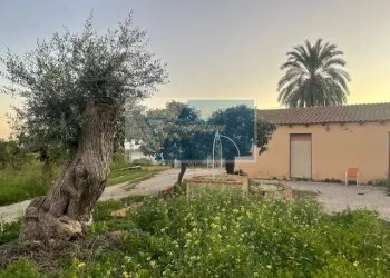 Magazzino C.da Carancino, Siracusa - foto 1