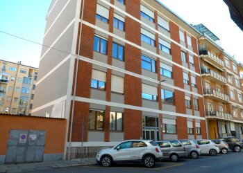 Quadrilocale via Quintino Sella, 35, Cuneo (zona Centro) - foto 1