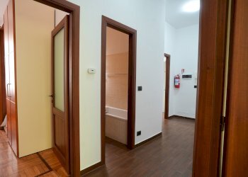 Quadrilocale via Quintino Sella, 35, Cuneo (zona Centro) - foto 4