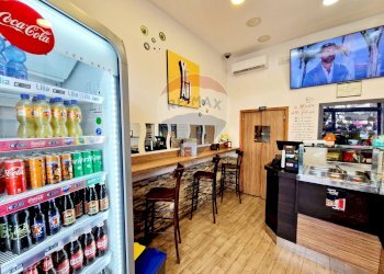 Commercial Activity Viale Somalia, Roma (neighborhood Somalia) - photo 1