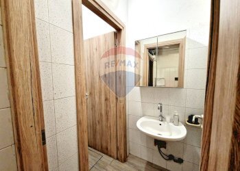 Commercial Activity Viale Somalia, Roma (neighborhood Somalia) - photo 7