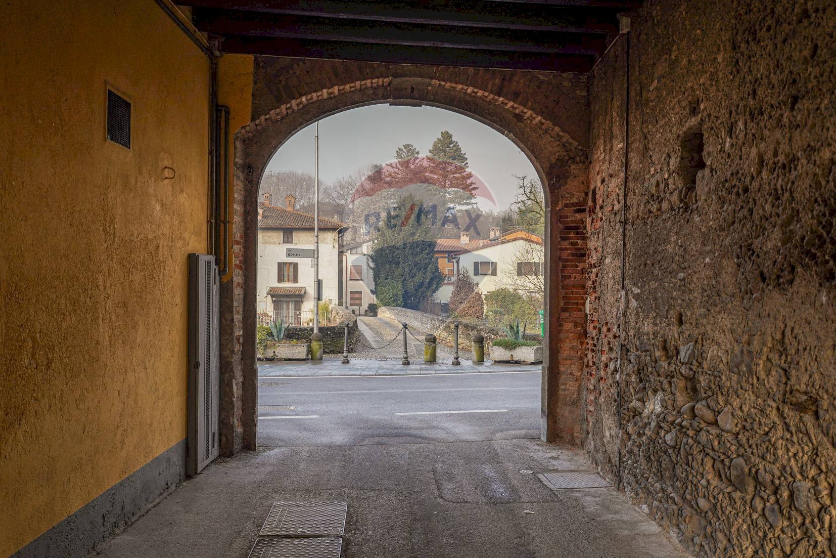 Portion of a house via Gorizia, Brembate - photo 1