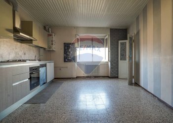 Three-room apartment via Gorizia, Brembate - photo 3