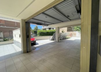 Interno non residenziale - Box via Brigata Tortona, Tortona - foto 3