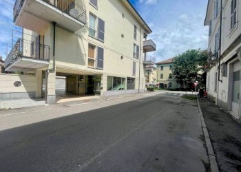 Zona - Box via Brigata Tortona, Tortona - foto 5