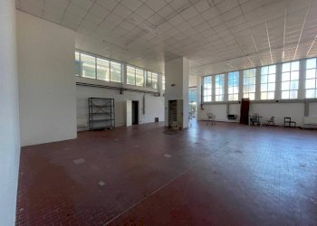 Interno non residenziale - Capannone strada Statale per Voghera, Tortona - foto 4