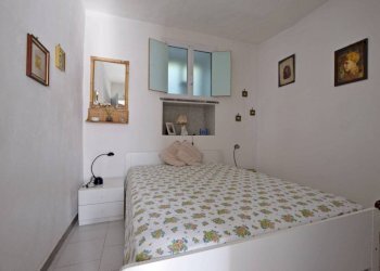 Camera da letto - Trilocale via Malborgo, 23, Monastero di Vasco - foto 10
