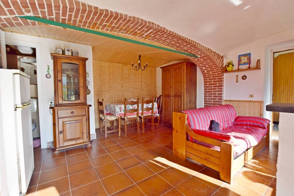 Salone - Monolocale via Malborgo, 23, Monastero di Vasco - foto 1