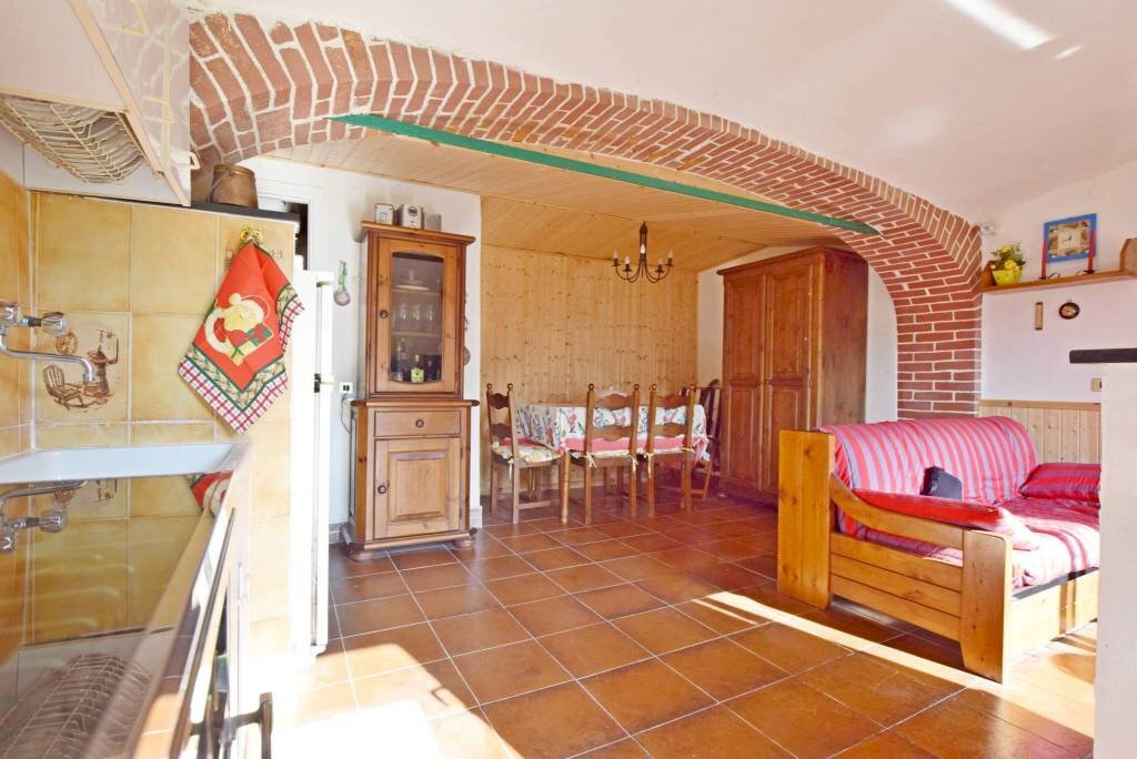 Salone - Monolocale via Malborgo, 23, Monastero di Vasco - foto 2