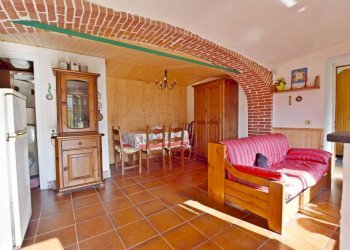 Salone - One-room apartment via Malborgo, 23, Monastero di Vasco - photo 1