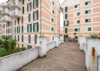 Terrazzo - Trilocale piazza Golgi, 19, Arenzano - foto 9