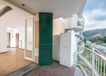 Balcone - Trilocale piazza Golgi, 19, Arenzano - foto 13