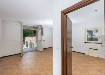 Salone - Three-room apartment piazza Golgi, 19, Arenzano - photo 17
