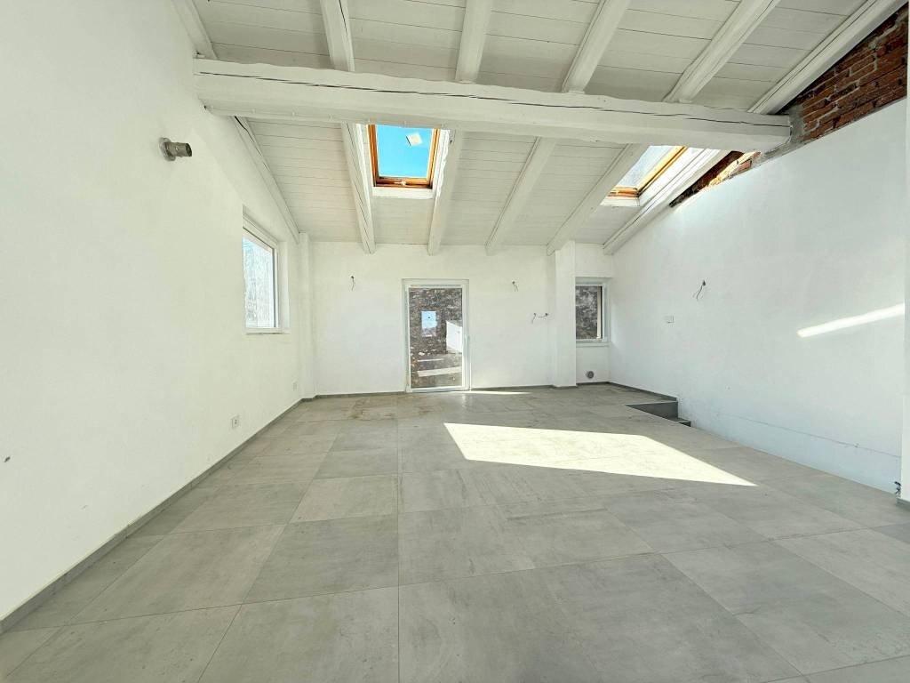 Salone - Casa indipendente via Principi d'Acaja, Pinerolo - foto 3