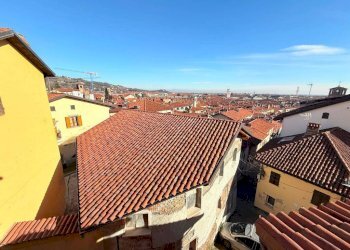 Vista - Casa indipendente via Principi d'Acaja, Pinerolo - foto 11