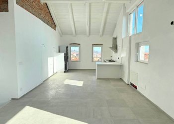 Salone - Casa indipendente via Principi d'Acaja, Pinerolo - foto 3