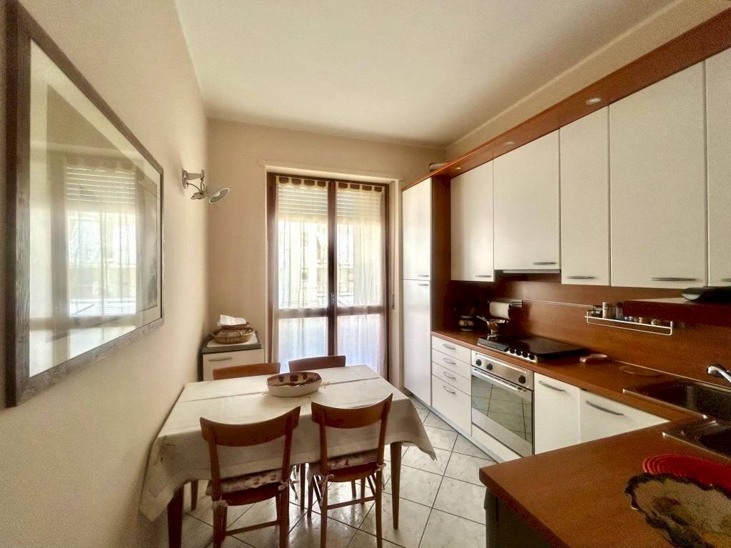 Cucina - Four-room apartment via Teobaldo Calissano, 4, Alba - photo 3