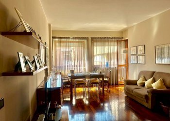 Salone - Quadrilocale via Teobaldo Calissano, 4, Alba - foto 1