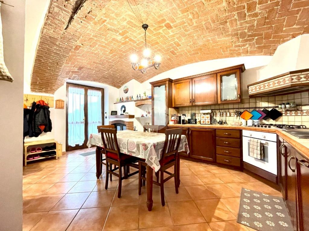 Trilocale Via Giuseppe Astrua, Val della Torre - foto 3