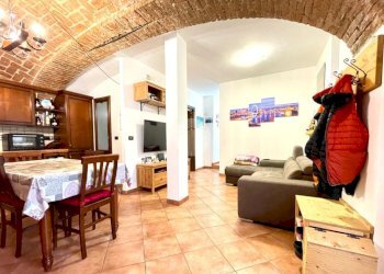 Trilocale Via Giuseppe Astrua, Val della Torre - foto 1