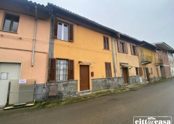 Casa semi indipendente Crescentino - foto 1