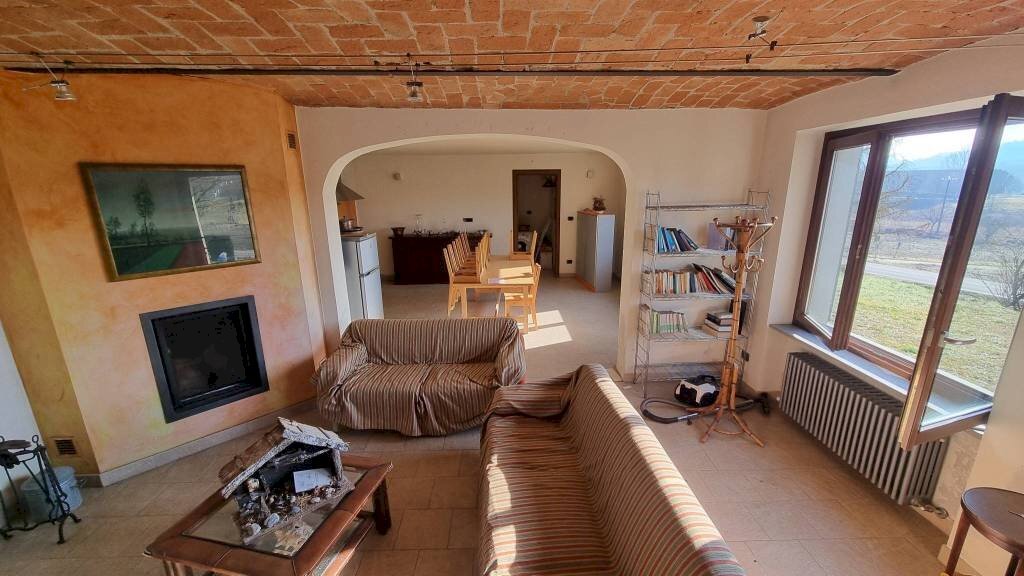 Salone - Rustic via Opessina, 39, Castelnuovo Calcea - photo 1