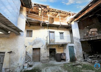 facciata - Casa semi indipendente Via Paesana, 72, Barge - foto 2