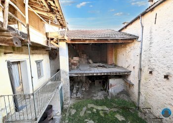 facciata - Casa semi indipendente Via Paesana, 72, Barge - foto 4