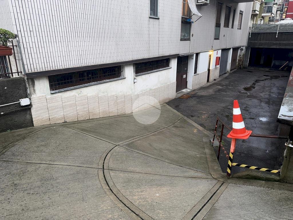 Box Via Lambro, Rozzano - photo 3