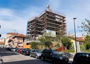 Four-room apartment Via Castelli Fiorenza, Rho - photo 3