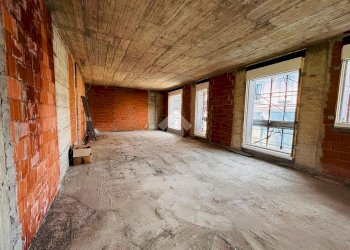 Four-room apartment Via Castelli Fiorenza, Rho - photo 8