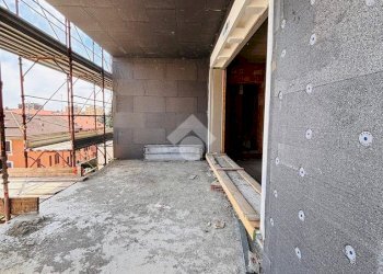 Attic Via Castelli Fiorenza, Rho - photo 10