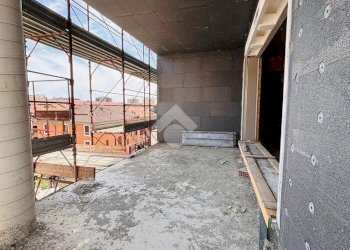 Attic Via Castelli Fiorenza, Rho - photo 11