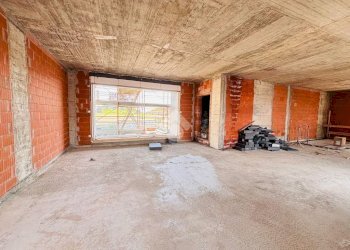 Three-room apartment Via Castelli Fiorenza, Rho - photo 11
