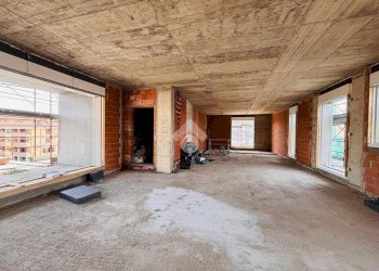 Three-room apartment Via Castelli Fiorenza, Rho - photo 17