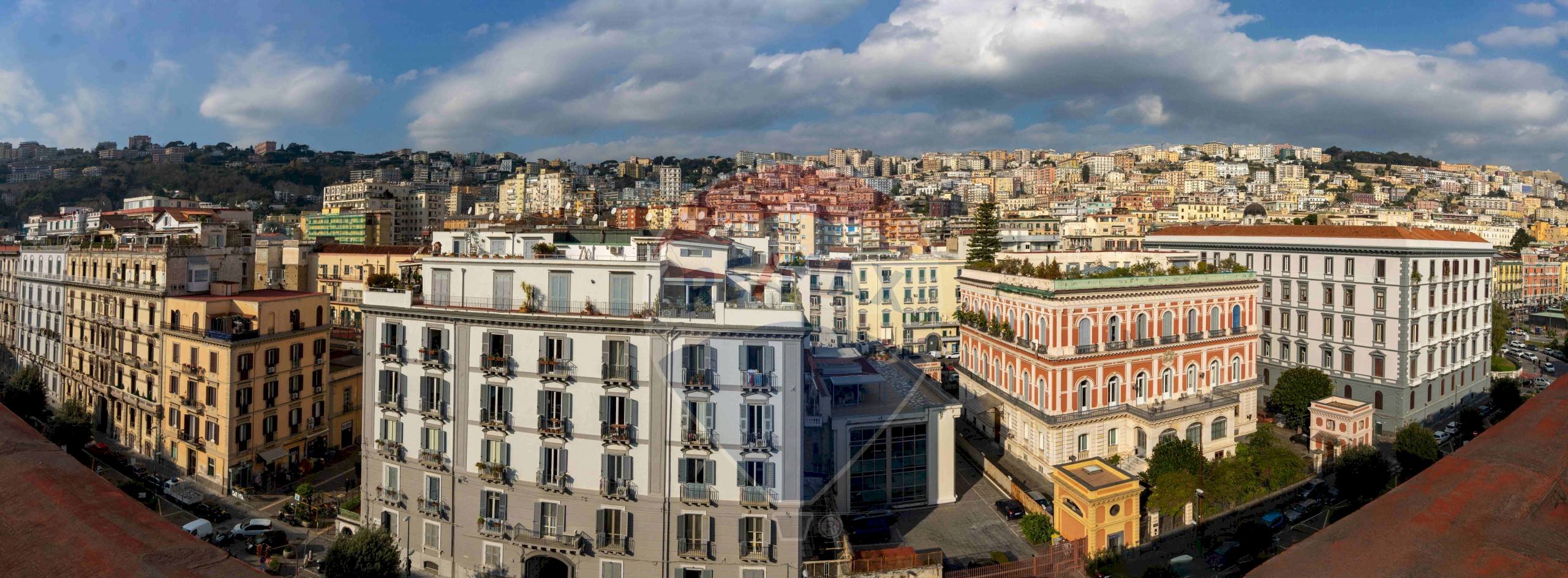 Attico viale Gramsci, Napoli (zona Chiaia) - foto 1