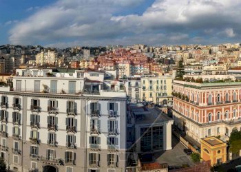 Attico viale Gramsci, Napoli (zona Chiaia) - foto 1