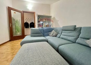 Three-room apartment Piazza Cavour, Casnate con Bernate - photo 6