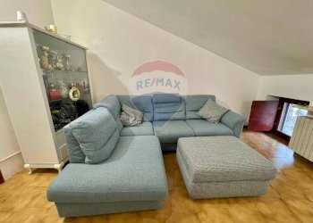 Three-room apartment Piazza Cavour, Casnate con Bernate - photo 10