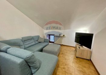 Three-room apartment Piazza Cavour, Casnate con Bernate - photo 15