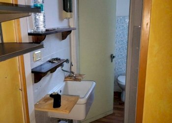 One-room apartment Via >Borgoratti, Genova - photo 16