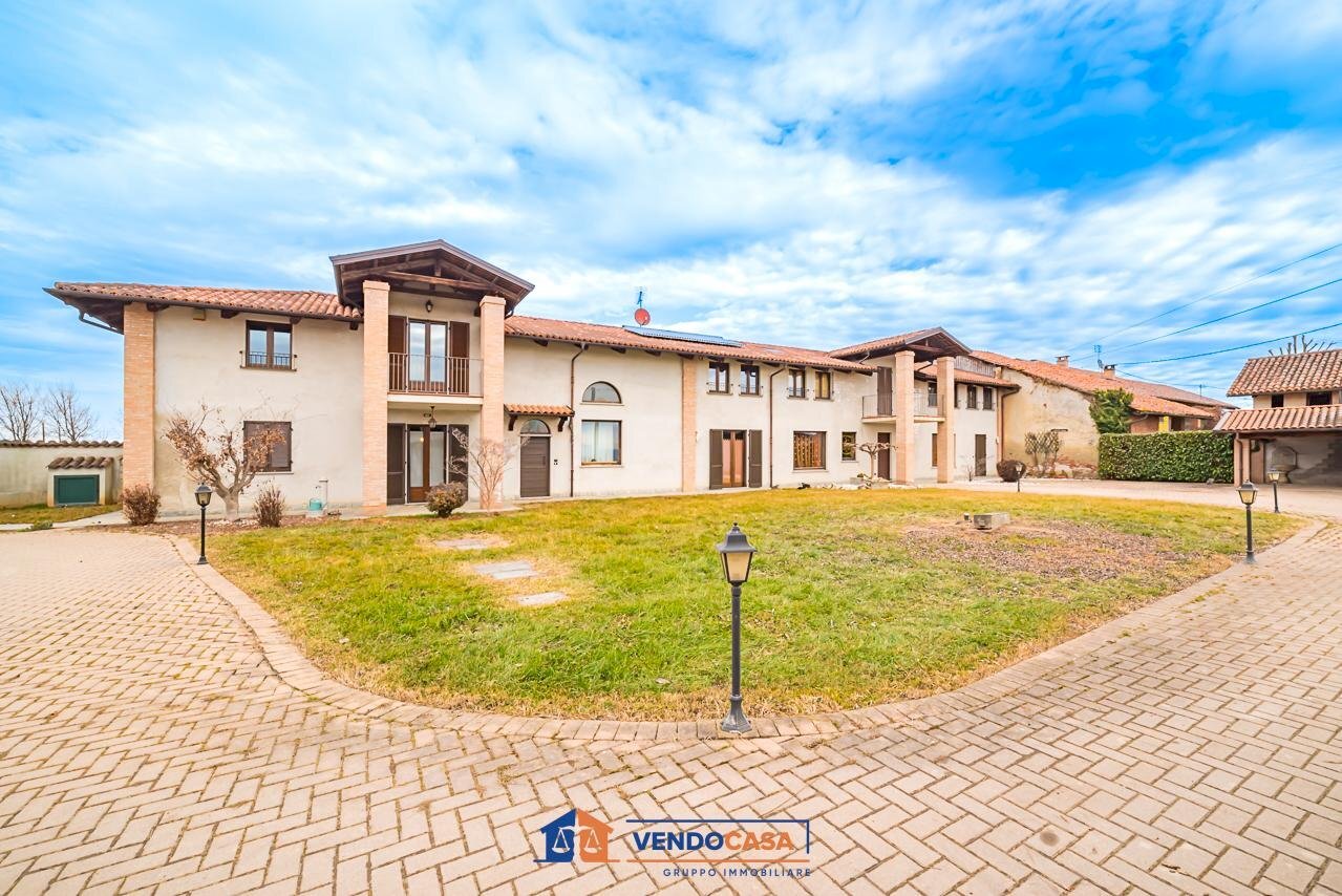 Casa indipendente Genola - foto 1