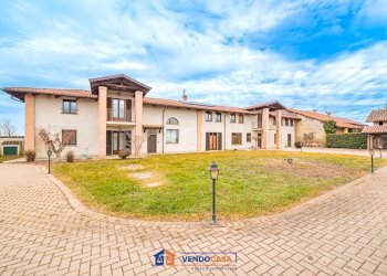 Casa indipendente Genola - foto 1